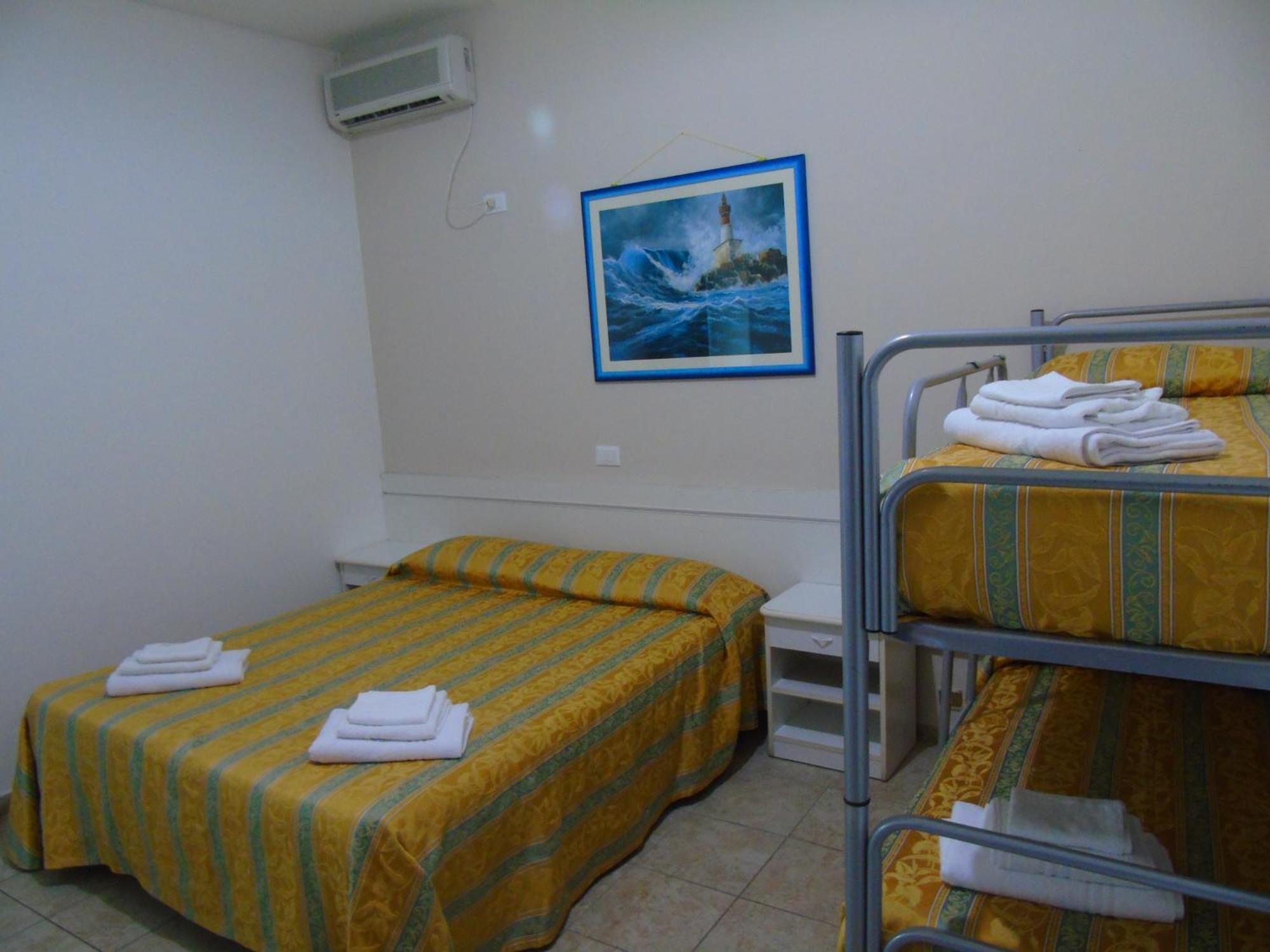 Hotel Zeus Lido Di Classe Room Only Buitenkant foto