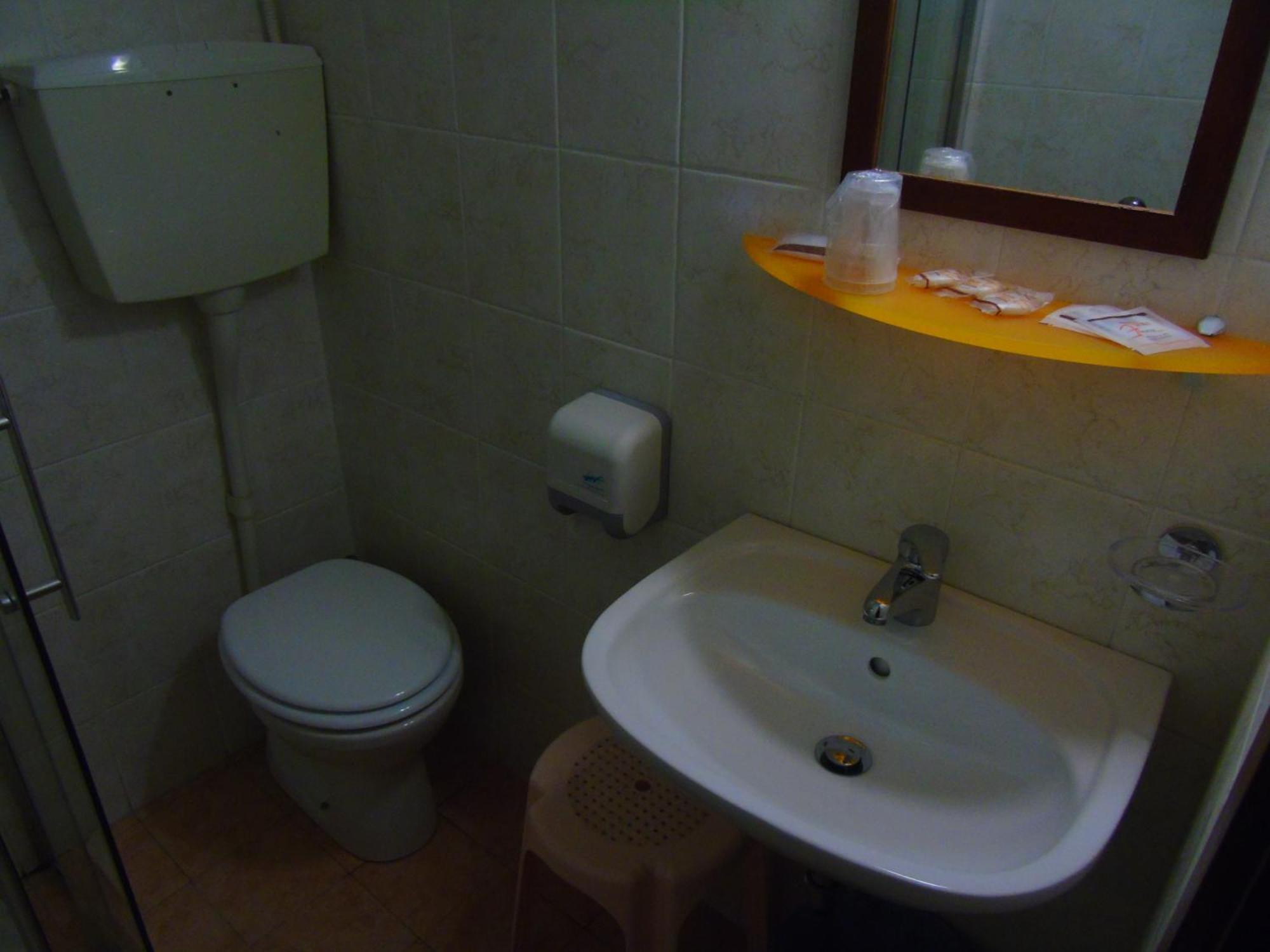 Hotel Zeus Lido Di Classe Room Only Buitenkant foto