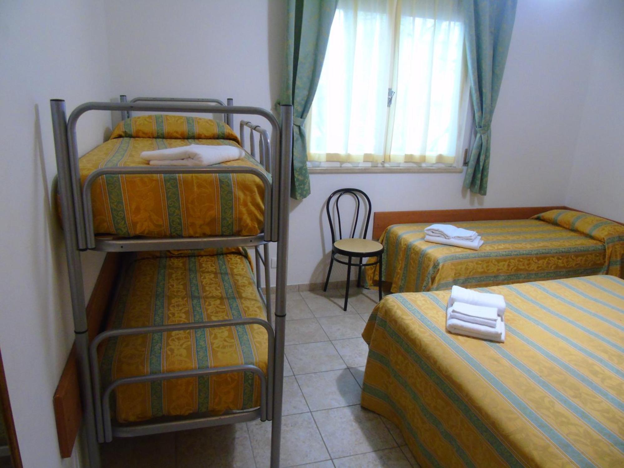 Hotel Zeus Lido Di Classe Room Only Buitenkant foto
